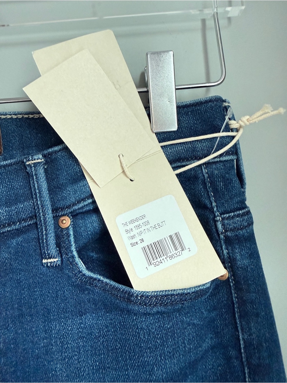 MOTHER Denim The Weekender Mid Rise Flared Jeans in Nip It In The Butt Sz 26 NEW - Picture 4 of 7